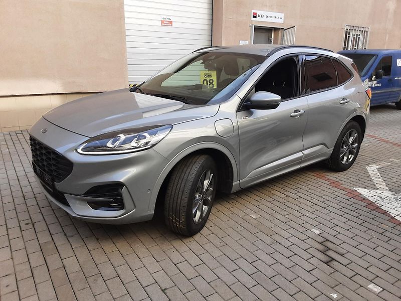 Ford Kuga (2022) 2.5i PHEV 165 kW ST-line AT TZ - fotka 1 z 8