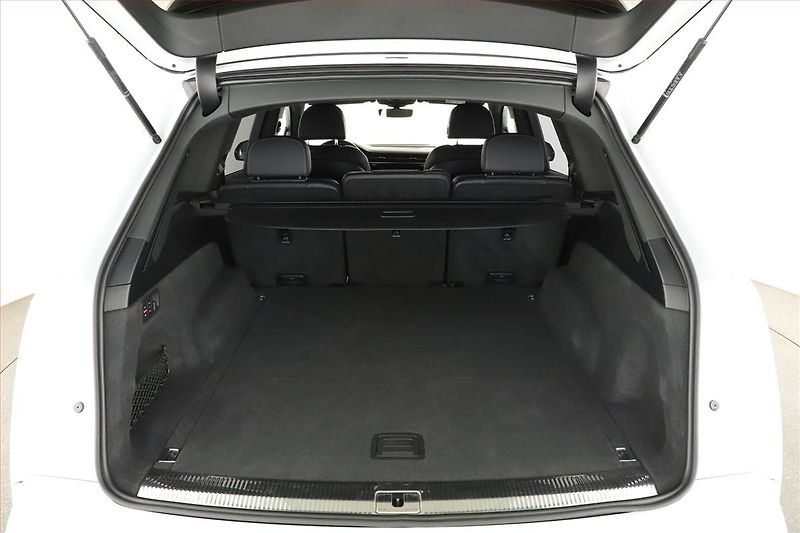Audi Q7 (2022) 55 TFSI - fotka 19 z 20