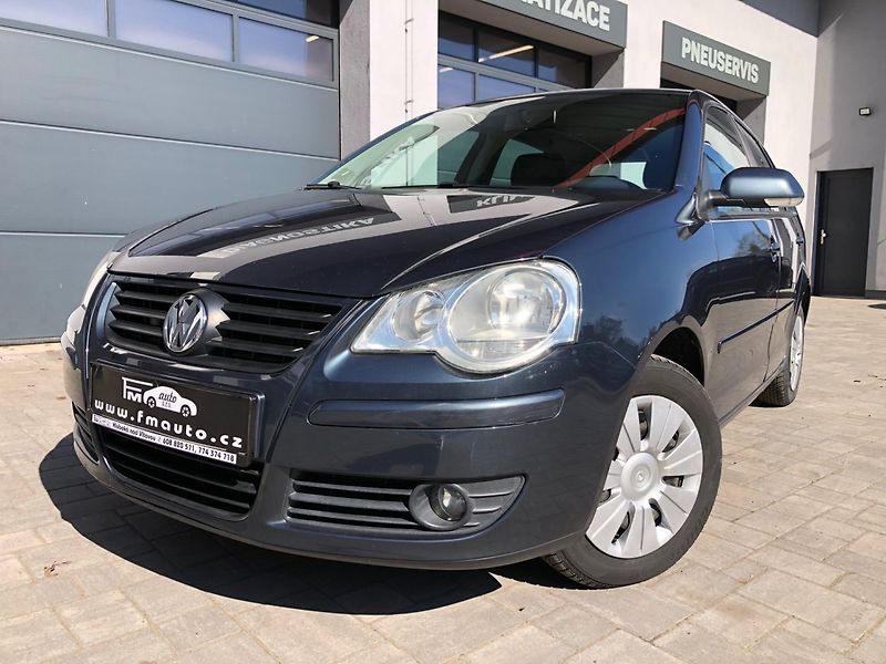 Volkswagen Polo (2006) 1.2 - fotka 1 z 25