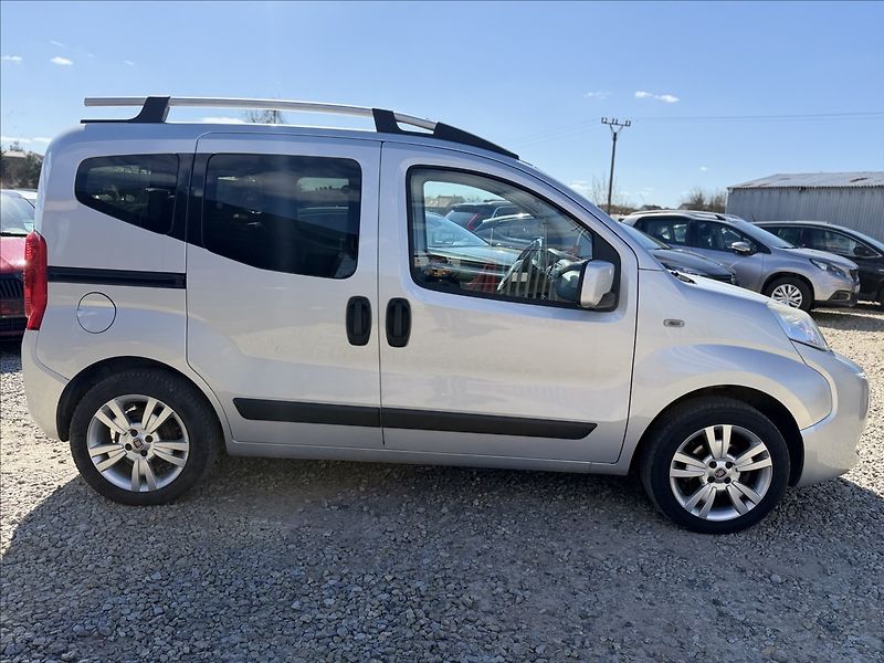Fiat Qubo 1,4 i + CNG - fotka 4 z 24