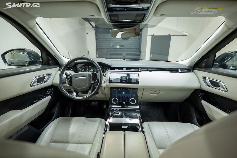 Land Rover Range Rover Velar 2.0 P250 184 kW - fotka 8 z 33