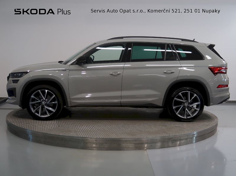 Škoda Kodiaq (2023) SPORTLINE 2.0TSI 140KW 4x4 DSG - fotka 3 z 44