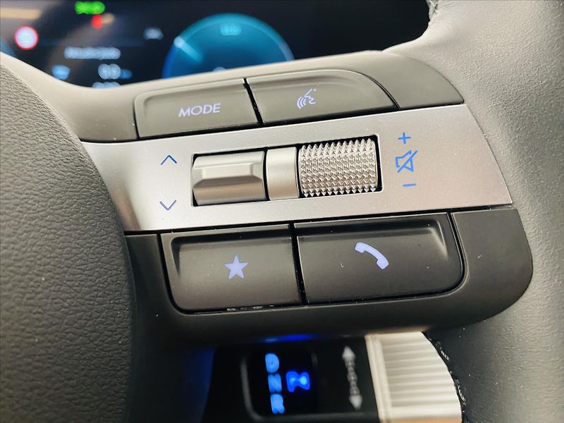 Hyundai Tucson 1,6 Hybrid - fotka 12 z 25
