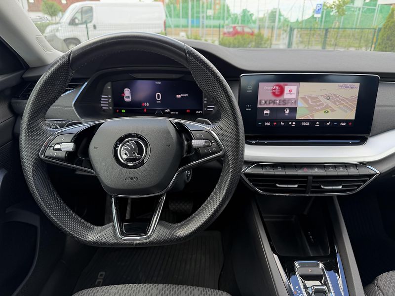 Škoda Octavia (2021) 1.0 tsi 81 kW e-tec/DPH - fotka 14 z 21