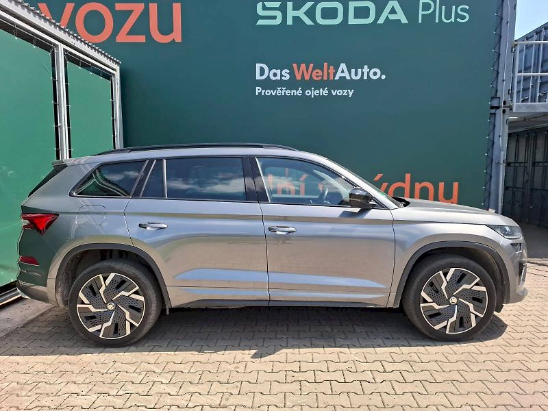Škoda Kodiaq (2024) RS 2.0TSI 180kW DSG 4x4 - fotka 14 z 21