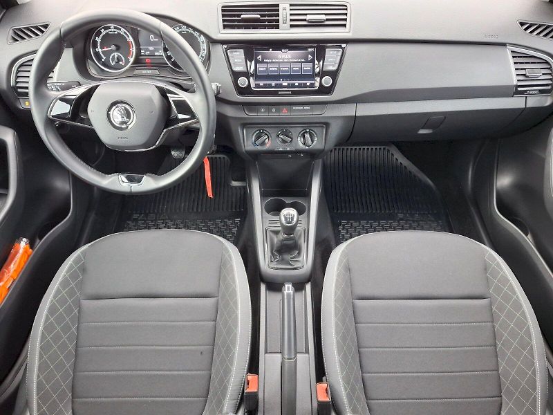 Škoda Fabia (2022) Combi Ambition 1,0TSi 70kW - fotka 5 z 27