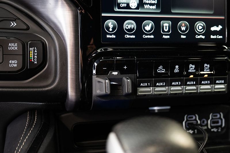 RAM 1500 TRX/Stan/Naviják/Harman Kardon - fotka 15 z 31