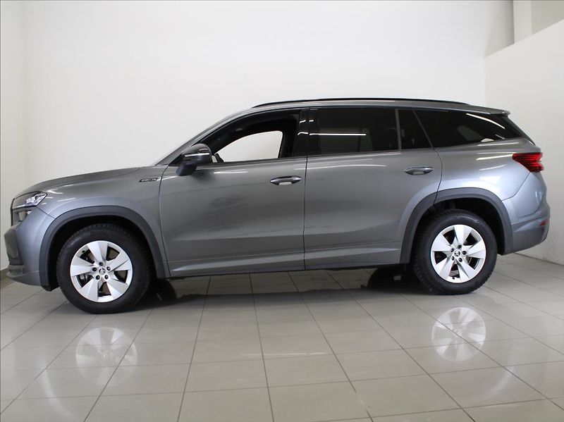 Škoda Kodiaq 2,0 TDi 4x4 Sportline 2xSady K - fotka 5 z 26