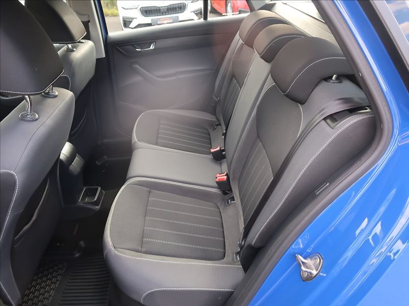 Škoda Fabia 1,0 TSi,70kW,NovéČR,Style,Serv - fotka 17 z 26