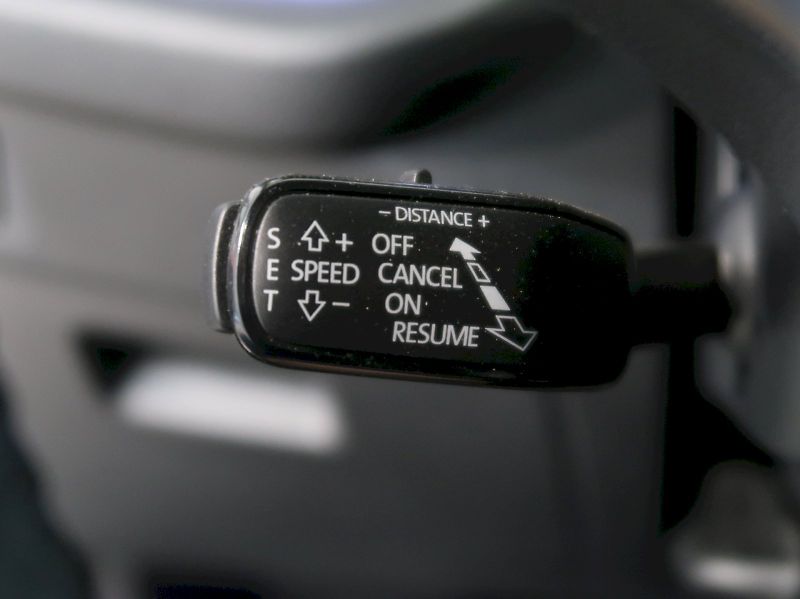 Škoda Octavia (2025) EXCLUSIVE 1.5TSI M-HEV 110KW D - fotka 38 z 47