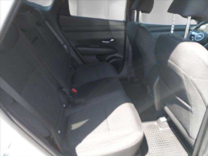 Hyundai Tucson 1,6 T-GDi 110 kW DCT GO! - fotka 20 z 24