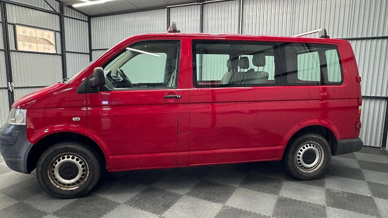 Volkswagen Transporter (2009) 6 MÍST - fotka 3 z 12