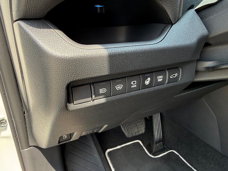 Toyota RAV4 2.5 HSD e-CVT AWD Executive + - fotka 13 z 30