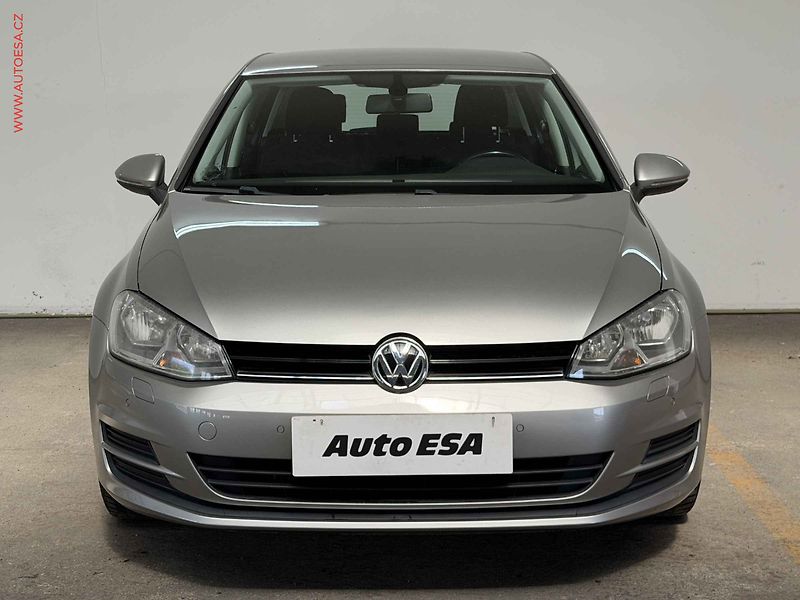 Volkswagen Golf (2013) 1.2 TSi VII, Comfortline, TZ - fotka 2 z 17