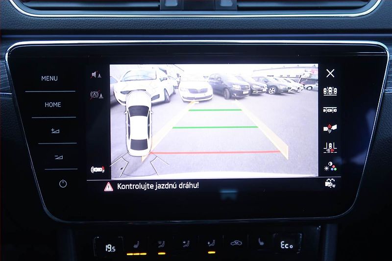 Škoda Superb (2020) iV 1.4 TSI PHEV, Automat, Kůže - fotka 24 z 30