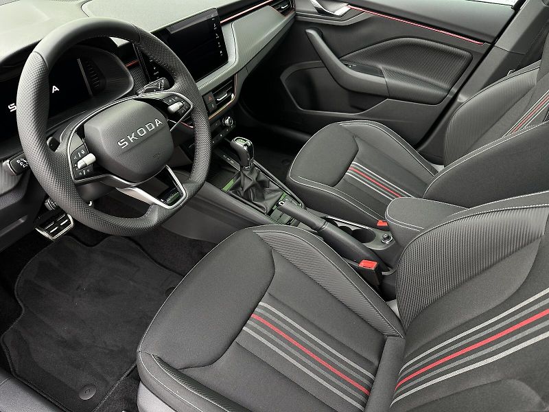 Škoda Kamiq 1.5TSi DSG Monte Carlo 150PS M - fotka 13 z 48