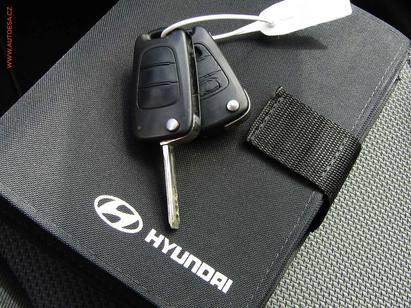Hyundai i30 (2013) 1.6CRDi, ČR, Klima - fotka 17 z 18
