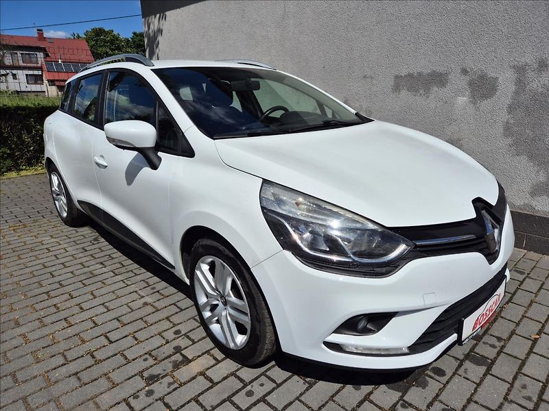 Renault Clio 1,2 i GrandTour Klima Výhřev - fotka 9 z 28
