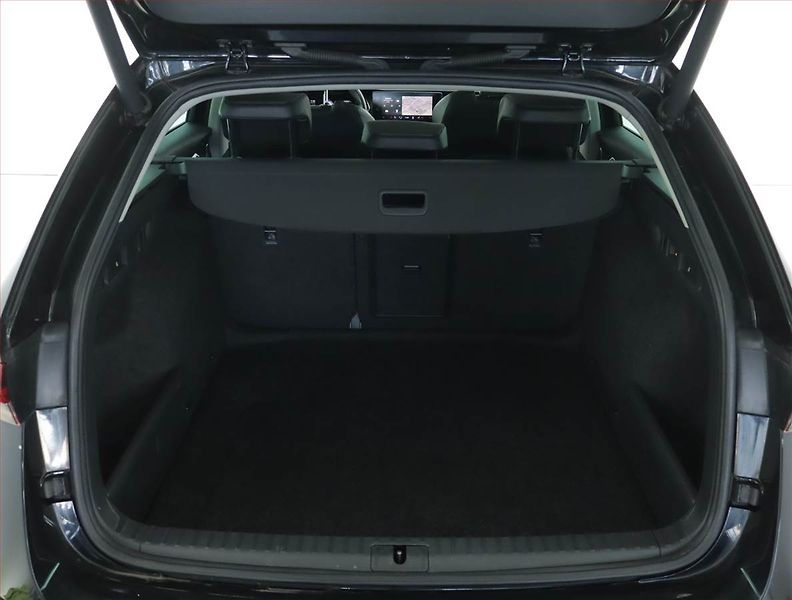Škoda Octavia (2020) Ambition 2.0 TDI, Automat - fotka 14 z 17