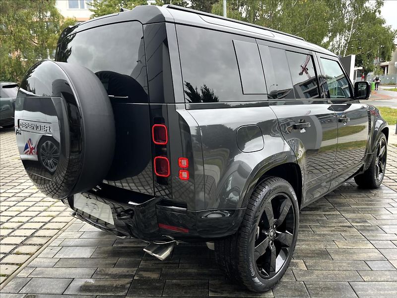 Land Rover Defender (2026) 110 V8 P425 X-DYNAMIC HSE - fotka 9 z 35