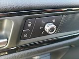 Volkswagen Touareg 3,0 TDI V6 Tiptronic - náhled 11