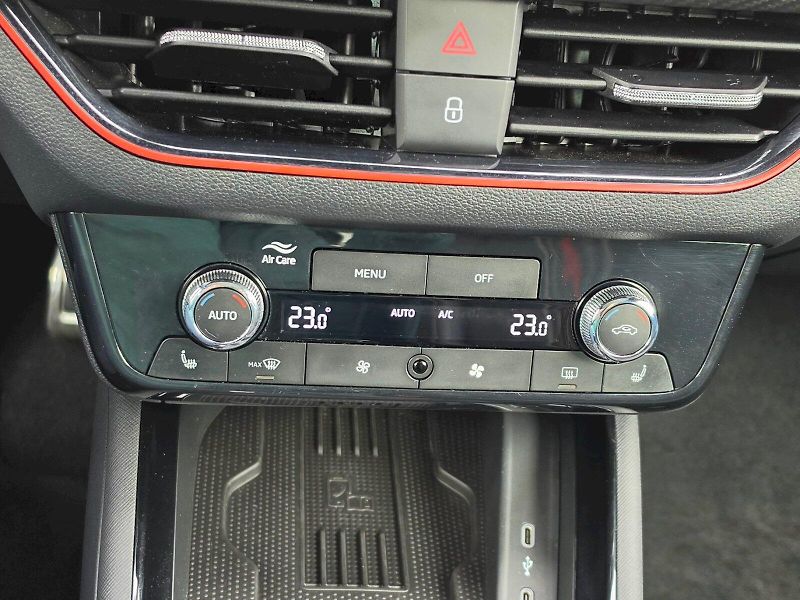 Škoda Kamiq (2025) 1,5TSI 110KW DSG MONTE CARLO - fotka 14 z 30
