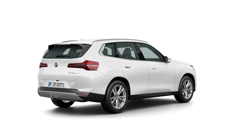 BMW X3 30e xDrive - fotka 2 z 4