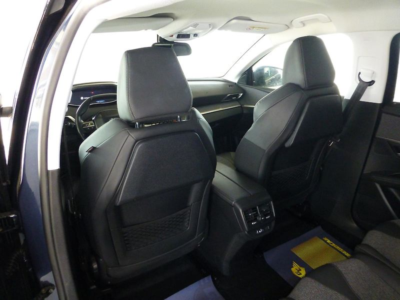 Peugeot 5008 (2020) 1,5HDI-96KW*NAVI**KAMERA*7MÍST - fotka 17 z 33