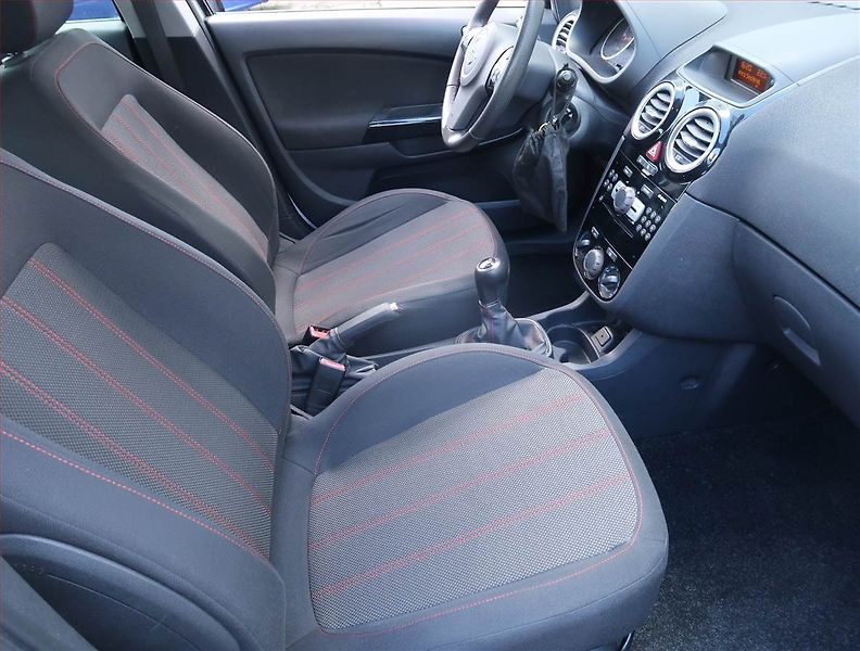 Opel Corsa (2012) 1.2, Serv.kniha, Tempomat - fotka 9 z 13