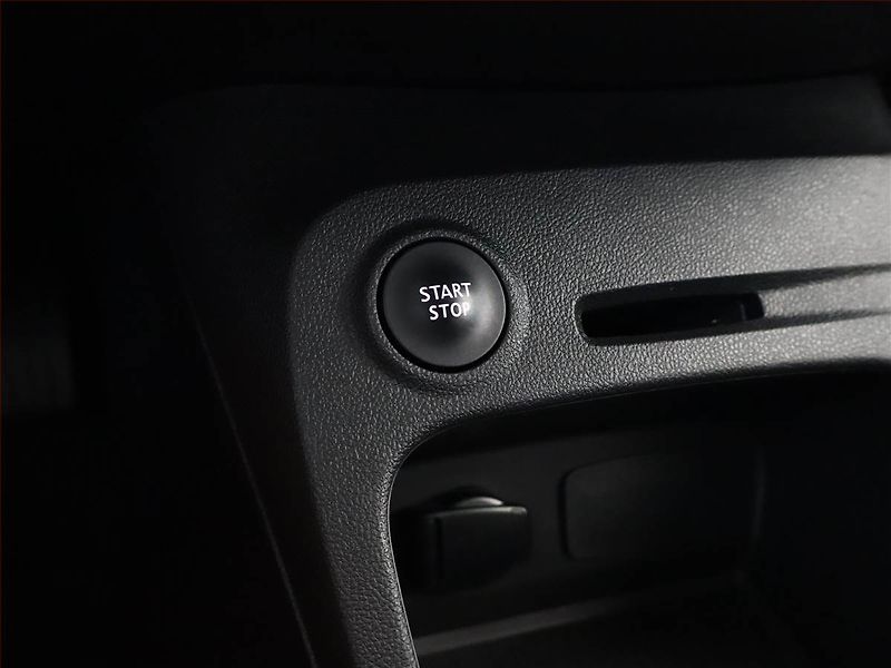 Renault Captur (2019) 1.3 TCe, Automat, ČR,1.maj - fotka 16 z 16