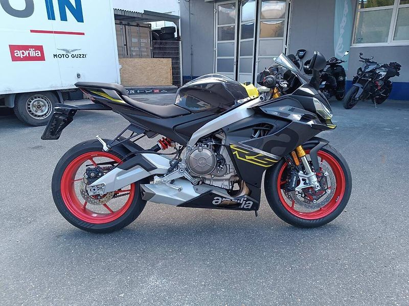Aprilia RS 660 (2025) Venom Yellow - fotka 7 z 13
