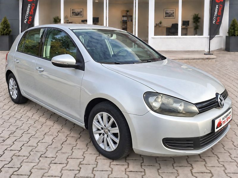 Volkswagen Golf (2011) 1.2TSI 63kW -NOVÉ ČR-S.KNIHA - fotka 1 z 38