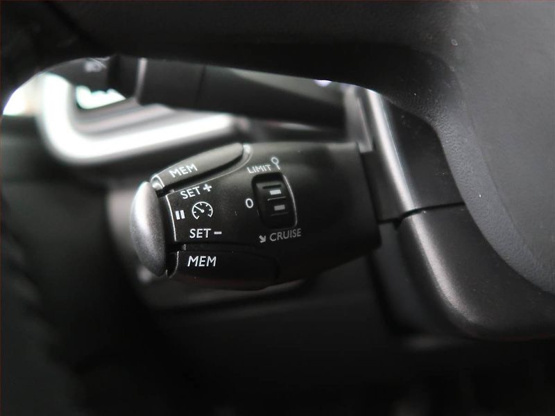 Citroën C3 (2023) 1.2 PureTech, ČR,1.maj - fotka 17 z 19