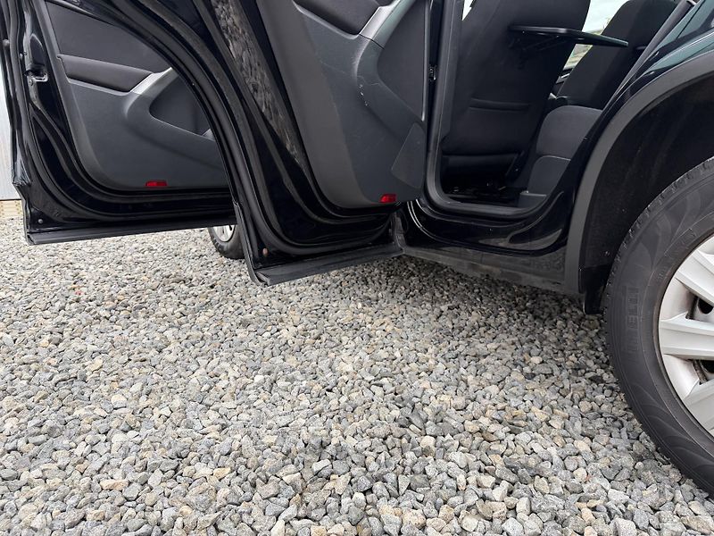 Volkswagen Tiguan 140PS 4x4 DSG PANORAMA - fotka 99 z 158