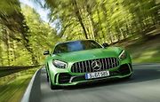 Mercedes-AMG GT R.