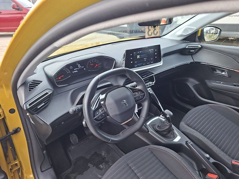 Peugeot 208 ACTIVE 1.2 PT 75k M5 - fotka 12 z 23