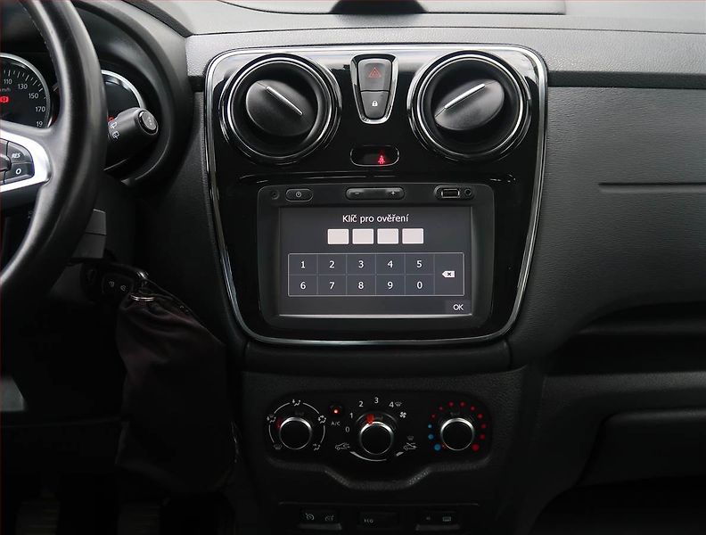 Dacia Lodgy (2019) Stepway 1.6 SCe, LPG, 7 míst - fotka 12 z 19