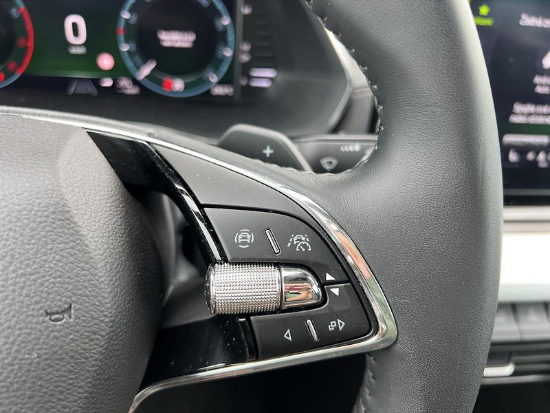 Škoda Octavia Top Selection 1.5TSi 110kw DSG - fotka 21 z 51