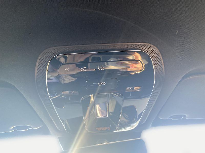 Mercedes-Benz Třídy E E 220d 4M AMG - fotka 27 z 27