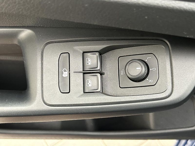 Volkswagen Caddy 2.0 TDI - fotka 13 z 22