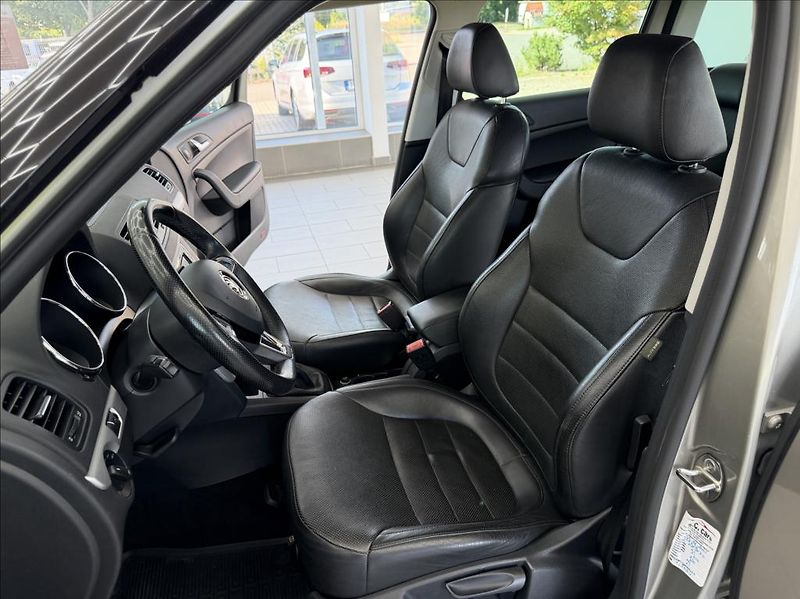 Škoda Yeti 2,0 TDi Outdoor 4x4, xeno/LED - fotka 10 z 33