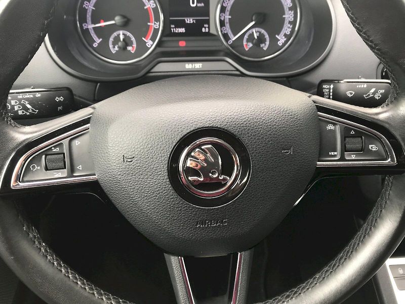 Škoda Octavia (2019) Ambition 1,5 TSI - fotka 9 z 25