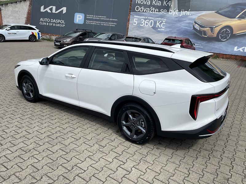 Kia K4 Sportswagon (2026) 1.6T-GDi 7DCT SPIN 110Kw - fotka 5 z 24