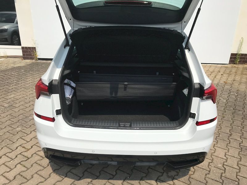 Škoda Kamiq (2022) Monte Carlo 1,5 TSI - fotka 26 z 27
