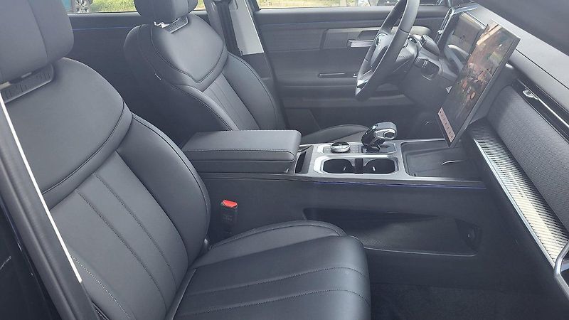 Jaecoo 7 (2025) LUXURY 1,6 TGDI - fotka 11 z 14
