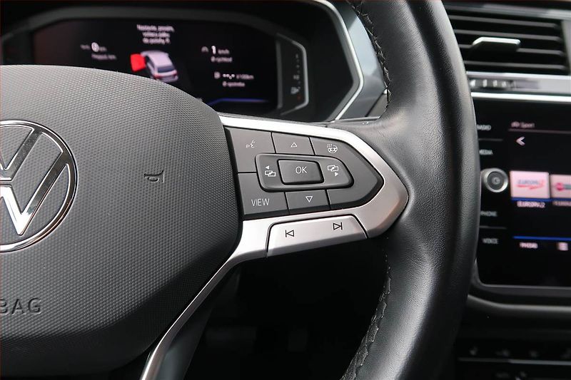 Volkswagen Tiguan Allspace (2022) 2.0 TDI - fotka 25 z 34