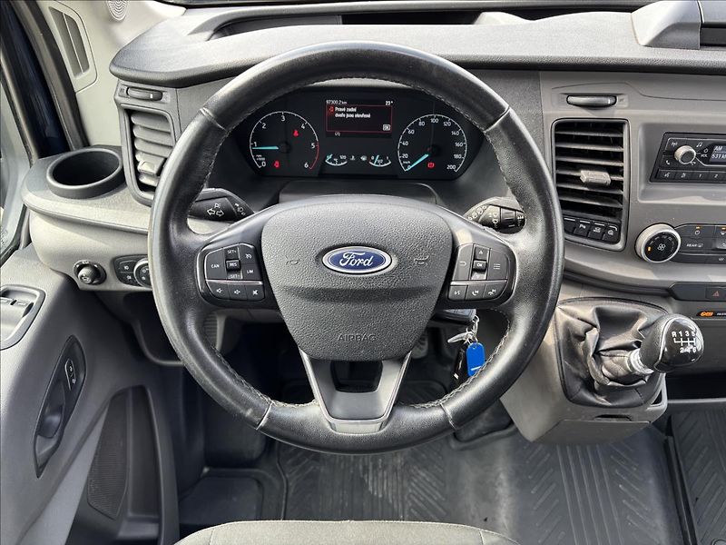 Ford Transit 2,0 EcoBlue Mhev L2 96kW - fotka 18 z 36