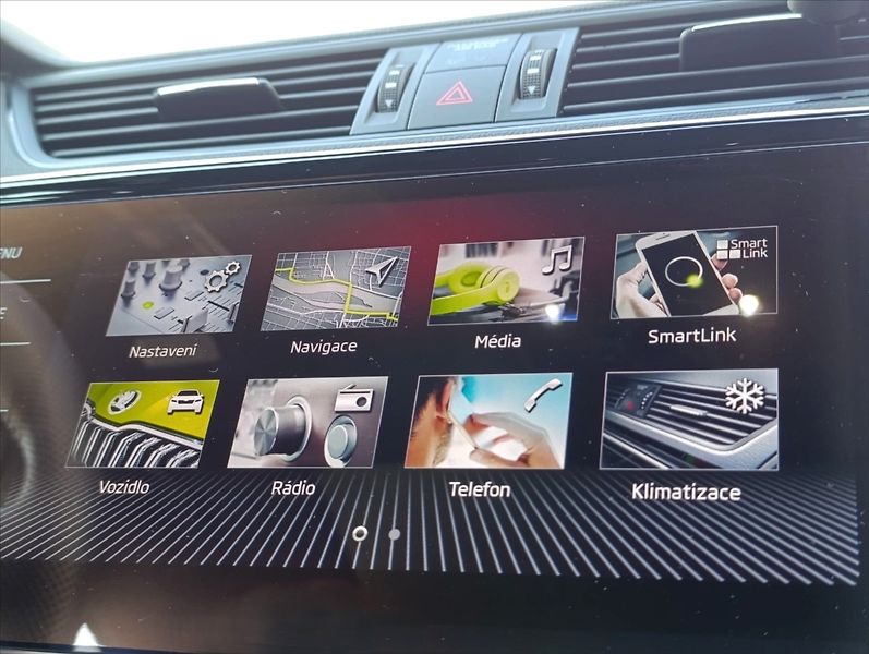 Škoda Superb 2,0 TDi DSG 4x4 Tažné 1maj.,ČR - fotka 33 z 46