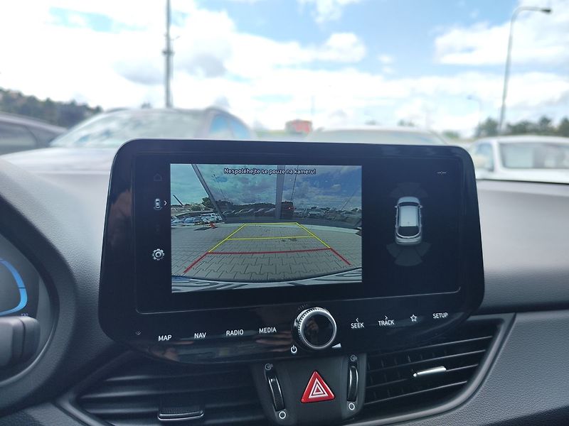 Hyundai i30 1.0 T-GDI/74kW Smart DCT - fotka 18 z 31
