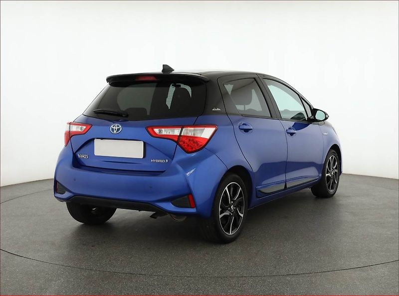 Toyota Yaris (2018) 1.5 Hybrid, Automat - fotka 5 z 19